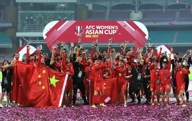 必赢bwin官网登录入口2024：足球鞋回忆录小说